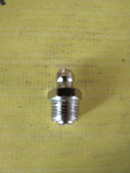 Тавотница 1 8-28BSP 180°