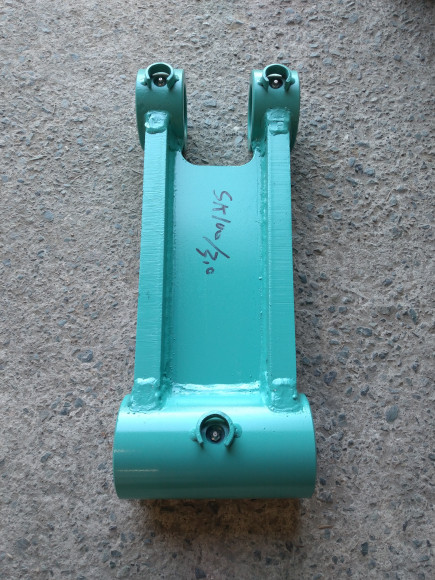 Трапеция ковша Kobelco SK100 Трапеция ковша Kobelco SK100