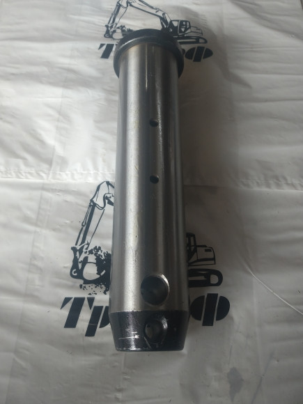 Палец 45 210, с тавотницей