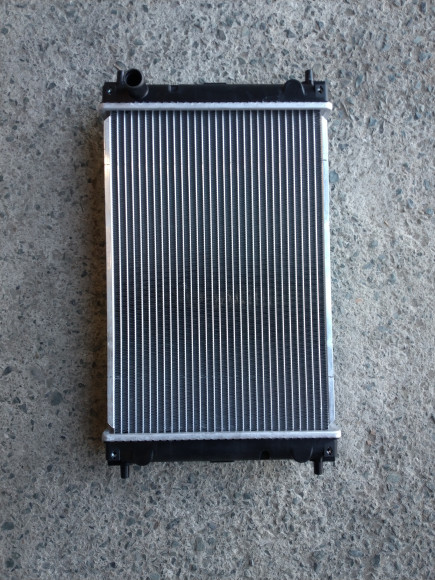 Радиатор охлаждения Yanmar YM35 330 550 48, мм