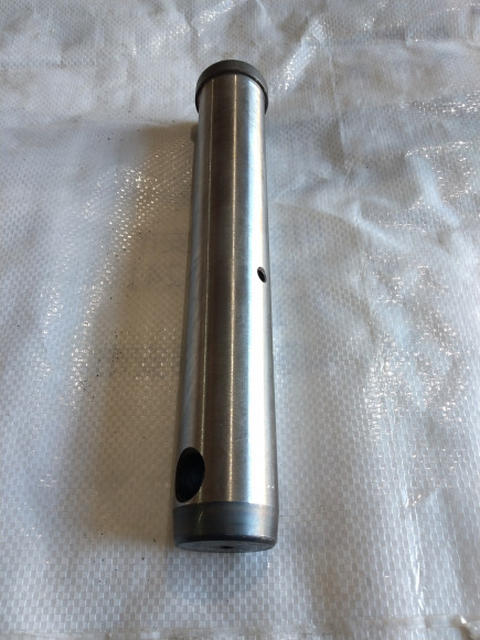 Палец 35 230, с тавотницей