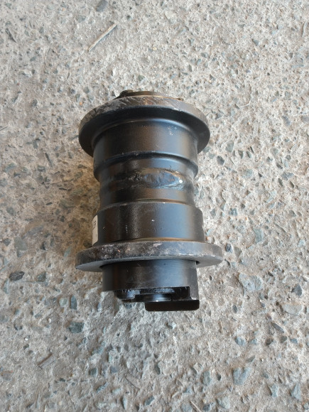 Опорный каток IHI 30Z 40Z (dual) вал 168, мм QL