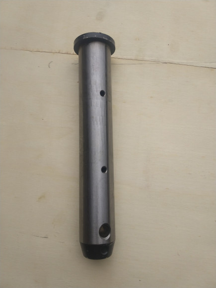 Палец 35 220, с тавотницей