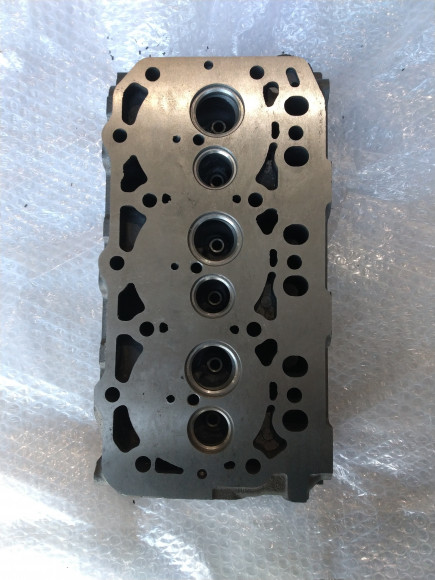 ГБЦ Komatsu Yanmar 3D88E-5 3TNV88 ГБЦ Komatsu Yanmar 3D88E-5 3TNV88