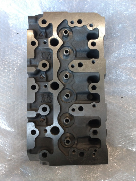 ГБЦ Komatsu Yanmar 3D88E-5 3TNV88 ГБЦ Komatsu Yanmar 3D88E-5 3TNV88