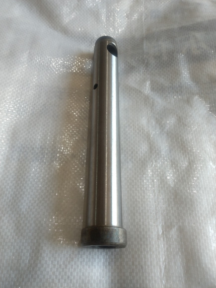 Палец 25 195, с тавотницей