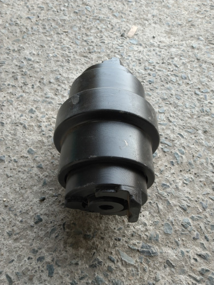 Опорный каток Kobelco SK50UR  SK50SR (single) вал 173, мм QL