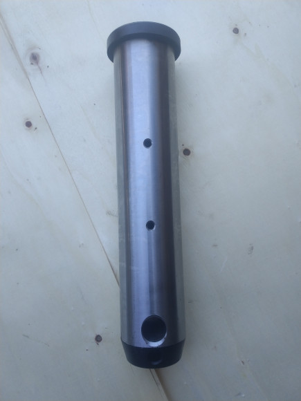 Палец 50 250, с тавотницей